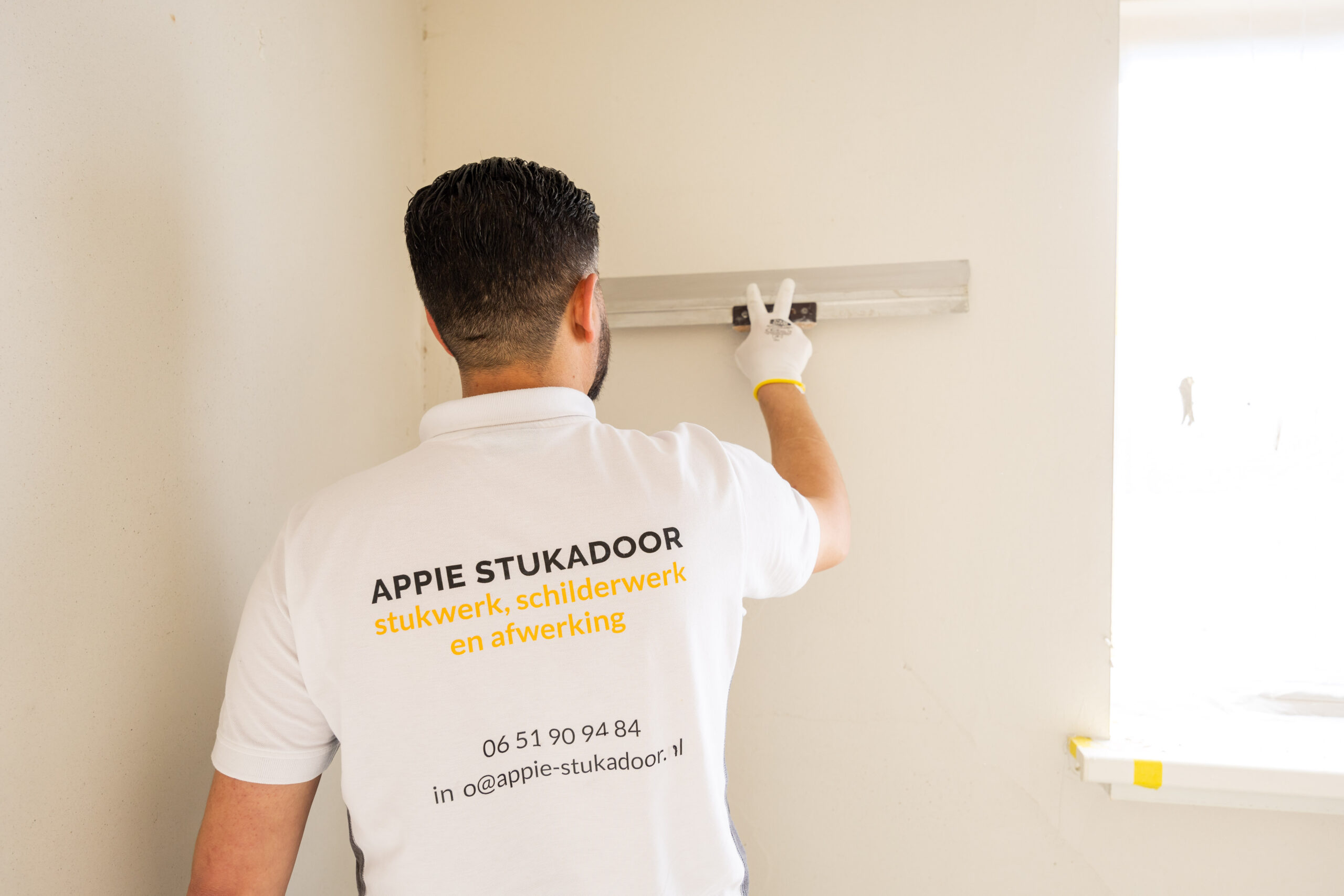 Strak stucwerk in Twello door Appie Stukadoors